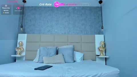 Keira Hecate online show from April 2, 7:10 pm