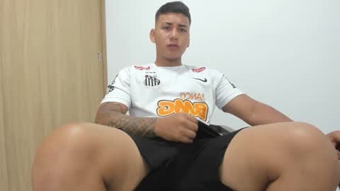  18 online show from December 1, 1:42 pm