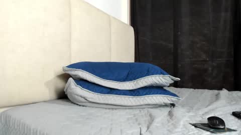 Snapshot of hector_18_ chatting on September 18, 1:48 pm 18 online show from September 18, 1:48 pm