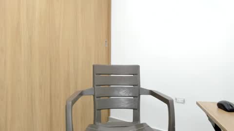  18 online show from November 28, 2:52 am