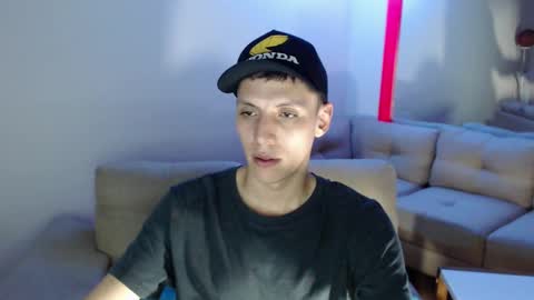 hefesto_69 online show from March 10, 3:34 am