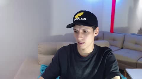 hefesto_69 online show from February 26, 7:53 pm