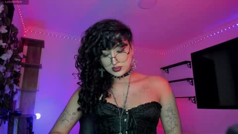 Heka Prudence online show from April 8, 3:31 am