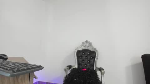 Hela   Independent model online show from December 11, 8:18 pm