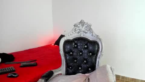 Hela   Independent model online show from November 13, 9:28 pm