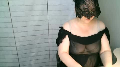 Helen online show from June 22, 4:09 am