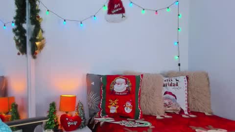 Helena Santos  online show from December 19, 11:06 am