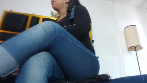 Snapshot of helenahotwet chatting on October 10, 6:58 pm helenahotwet online show from October 10, 6:58 pm
