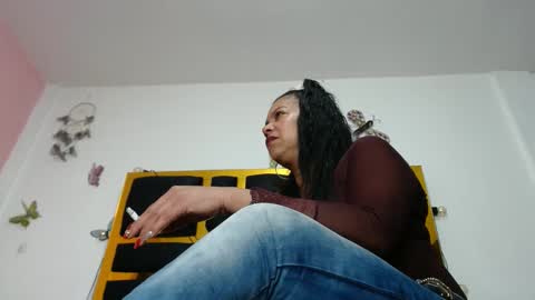 Snapshot of helenahotwet chatting on January 28, 6:49 pm helenahotwet online show from January 28, 6:49 pm