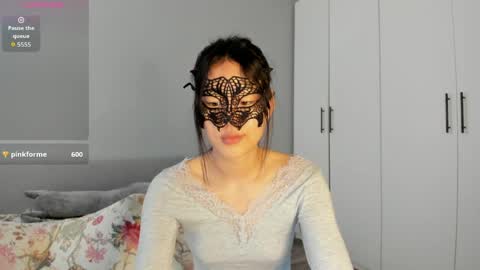 Hi I am Helen online show from June 7, 2:39 am