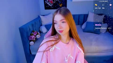 Tessa online show from April 15, 11:38 pm