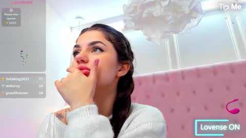 Helen online show from November 8, 4:21 pm