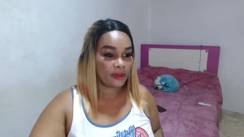 heletra online show from March 25, 2:24 pm