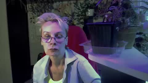 Helga online show from July 28, 4:51 pm