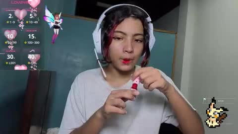 Helia Transfem and Amy online show from November 3, 3:40 am