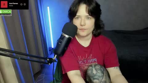 Red online show from November 10, 8:11 pm