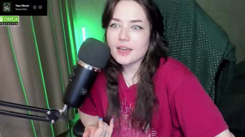 Red online show from February 20, 8:11 pm