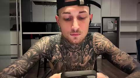 hellacozy online show from February 10, 1:47 pm