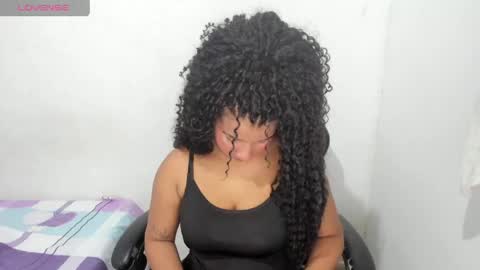hellen_scot_ online show from June 8, 1:28 am