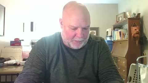 helloforfun111 online show from March 27, 3:24 pm