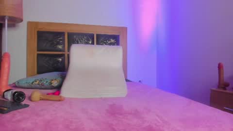 Hellzel online show from June 11, 12:32 am