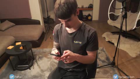 Hengen Aiken online show from February 22, 5:13 pm