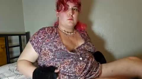 henmasterson online show from February 27, 7:01 am