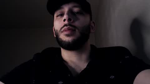 HenryAxe online show from November 17, 10:07 am