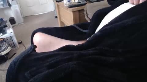 henryjxxx online show from May 6, 9:37 am