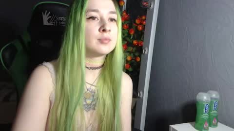 Hentaishiing online show from December 16, 4:38 pm