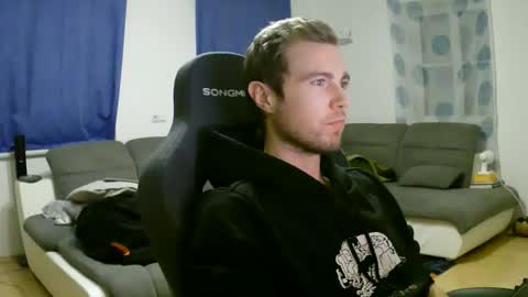 John Pearl online show from February 2, 6:48 pm