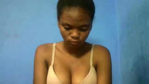 herisse01 online show from April 20, 4:15 am