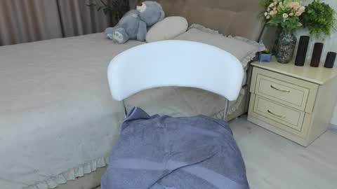 Maryana online show from November 19, 8:35 am