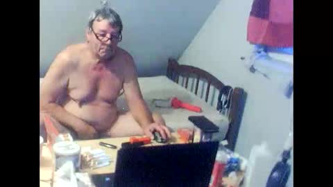 herry140 online show from October 11, 5:45 am