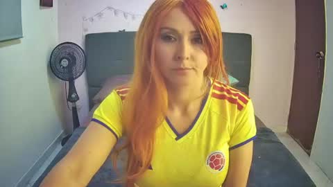 Hestesiaxx online show from June 22, 1:22 am