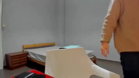 heterooli online show from December 20, 5:20 pm