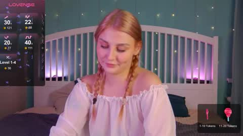 hey_cassie online show from October 2, 3:22 pm