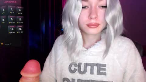 Snapshot of hey_nora_ chatting on December 26, 1:29 am  Nora  online show from December 26, 1:29 am