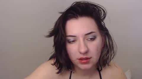 Snapshot of heyitspiper chatting on February 26, 4:49 pm Piper online show from February 26, 4:49 pm
