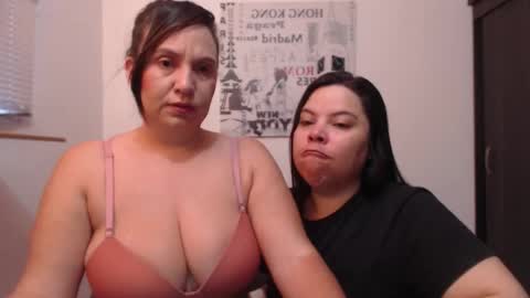 Tinna online show from October 11, 11:15 am