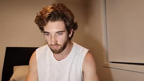 HiddenGaze online show from February 14, 6:38 am