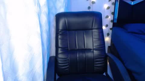 Snapshot of high_fortune chatting on October 1, 3:16 am high online show from October 1, 3:16 am