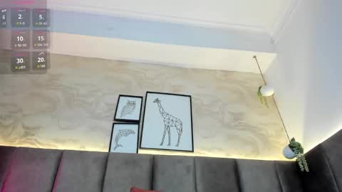 Hilary online show from March 7, 2:06 pm