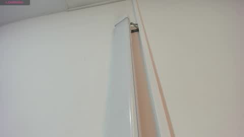 Hilary Thomsom online show from February 22, 12:19 pm