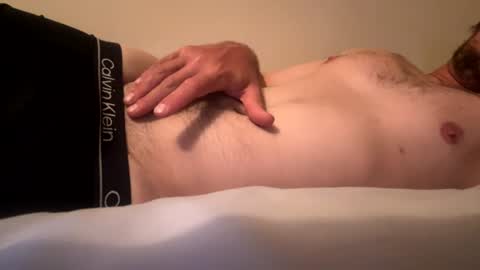 hillan640258 online show from July 29, 11:49 pm