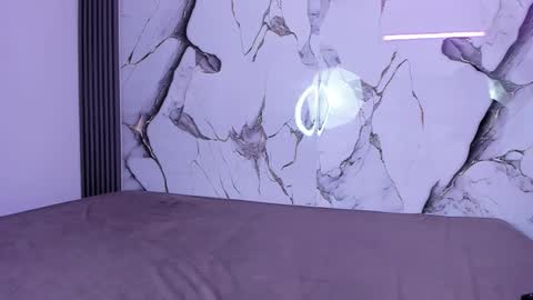 Hillarytonsonx online show from November 13, 2:20 pm