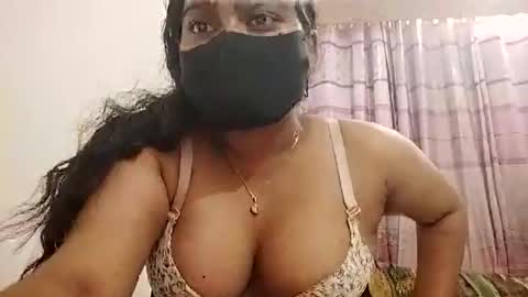 himuhimu22 online show from December 14, 8:04 pm