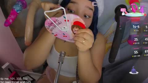 hinata_dolly online show from December 3, 11:22 am