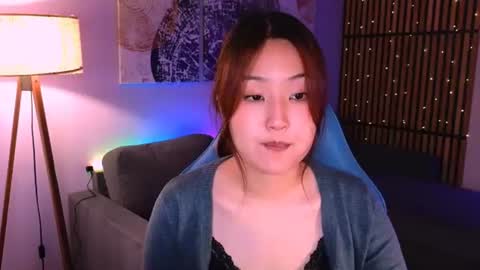 Hinata online show from June 14, 2:19 pm