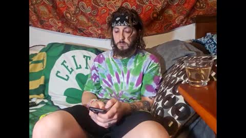 hippiejagain online show from February 24, 4:48 am